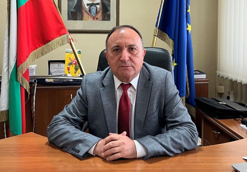 След назначаването на служебно правителство, областният управител на област Благоевград