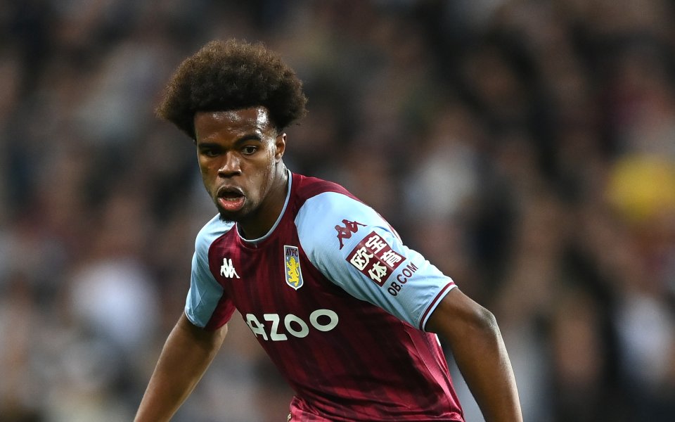 Отборът на Челси обяви привличането на халфа на Астън Вила