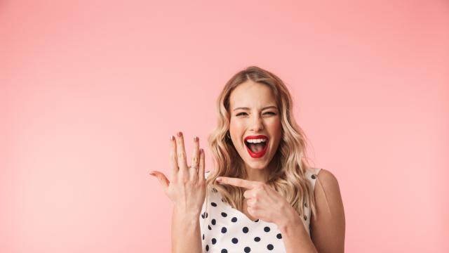 Какво говори всеки тип годежен пръстен за притежателя си?