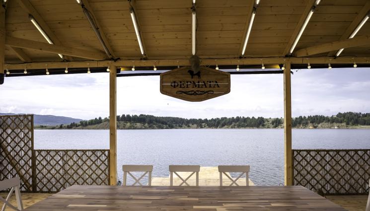 фермата - МОСТЪТ НА ВРЕМЕТО: Стари муцуни превземат сезон №8 на „Фермата“.