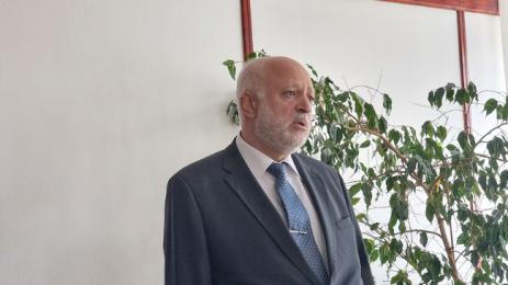 Велислав Минеков