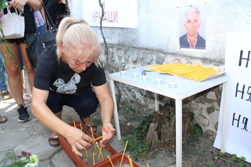  митинг микрево 