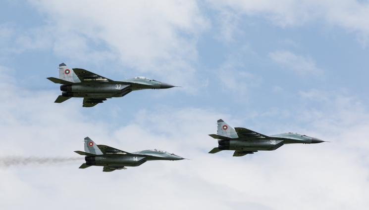 Самолети - Отбелязваме Празника на авиацията и ВВС