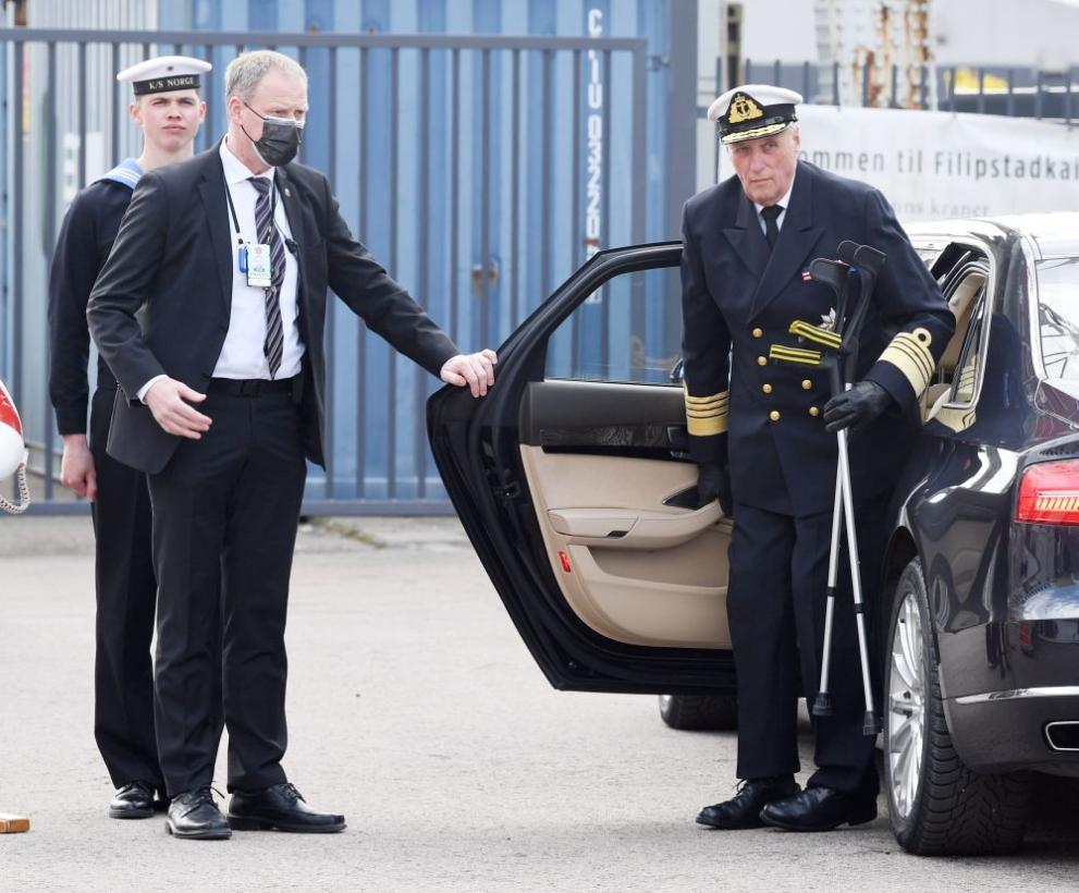 Кралят на Норвегия Харалд Пети е изписан от болница след