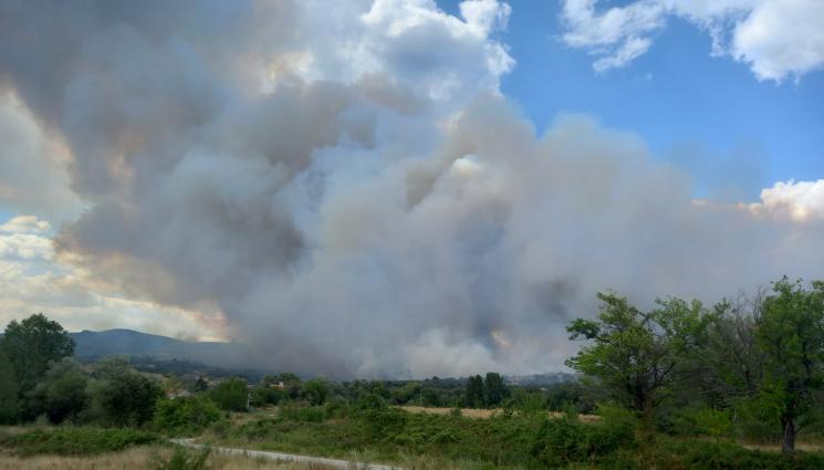 пожар - ОГНЕН АД: Обявиха частично бедствено положение в Старозагорско