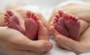 Рядко явление: Американка роди едновременно две двойки близнаци
