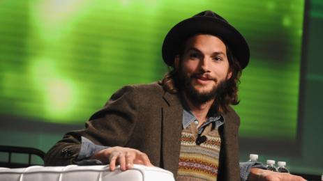 аштън къчър