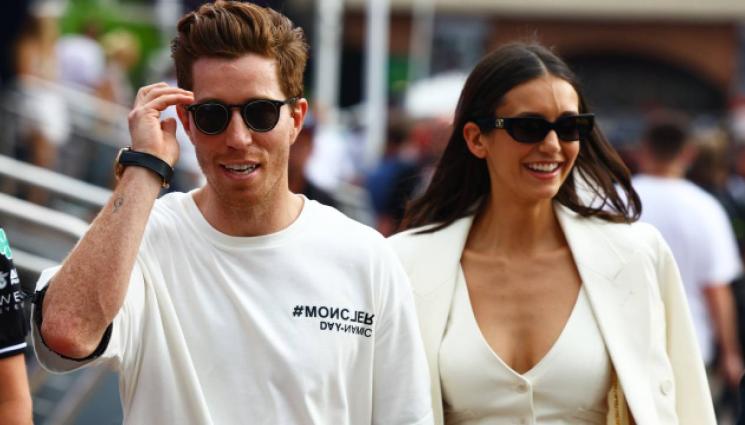 Нина Добрев Шон Уайт АТВ плаж бягство - ДА ИЗЧЕЗНЕШ ЗА 60 СЕКУНДИ: Нина Добрев избяга от приятеля си (СНИМКА)