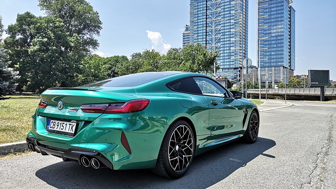 BMW M8 Competition ?>