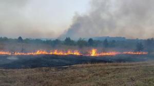 Продължава борбата с пожарите в Хасковско съобщиха от Областна администрация