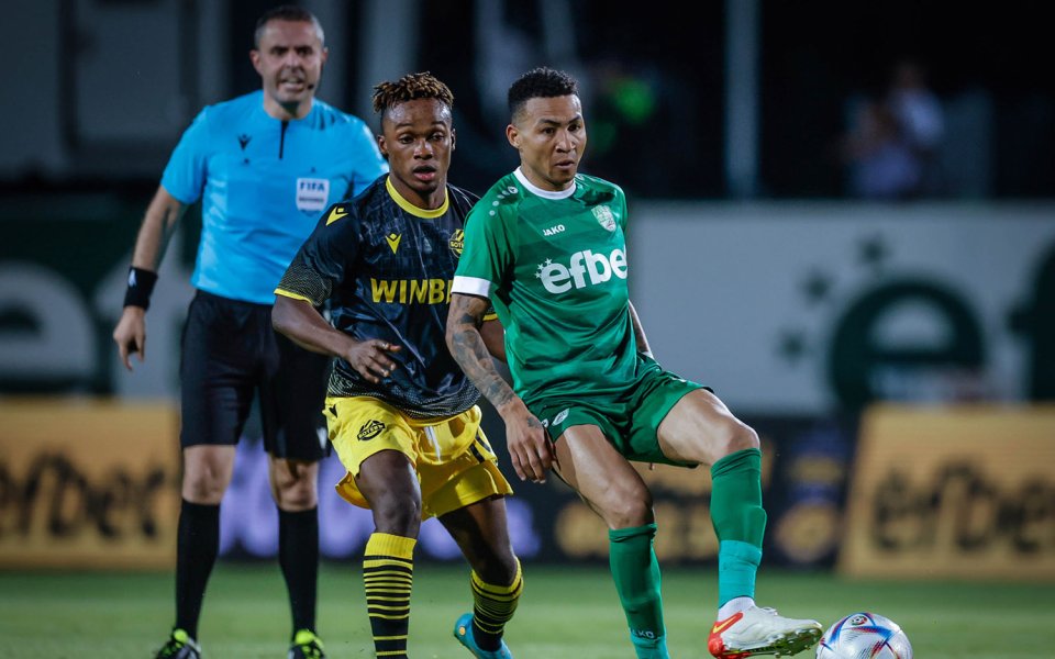 Отборите на Берое и Ботев Пловдив играят при във втория