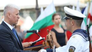 143 години славна история на българския военноморски флот се срещат