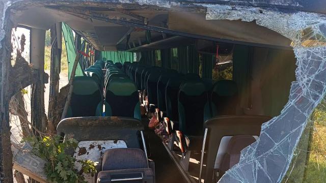 Катастрофата в снимки: Тежкият инцидент с автобус, превозващ деца на „Тракия“ (ГАЛЕРИЯ)