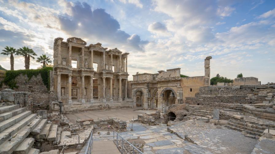 Ефес – историята на един древен град, изпълнен с мистерия