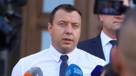 Петър Петров Възраждане