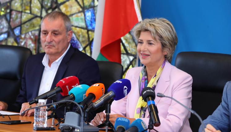 Весела Лечева - Върнаха близо 400 000 лв. на ММС по Националната програма за изпълнение на младежки дейности