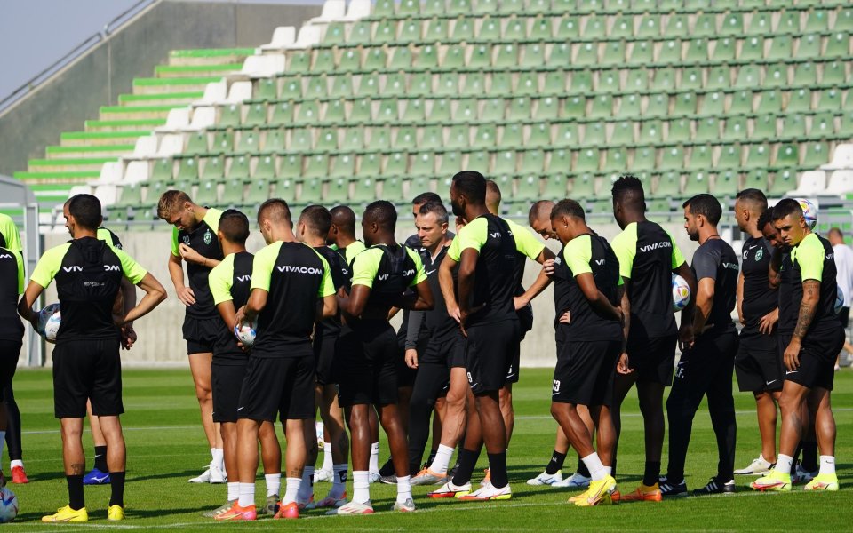 Десният бек Алекс Виго е пред трансфер в Лудогорец, съобщава