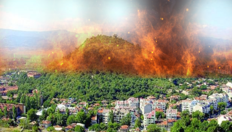 ПОЖАР - Голям пожар на младежкия хълм в Пловдив (ВИДЕО)