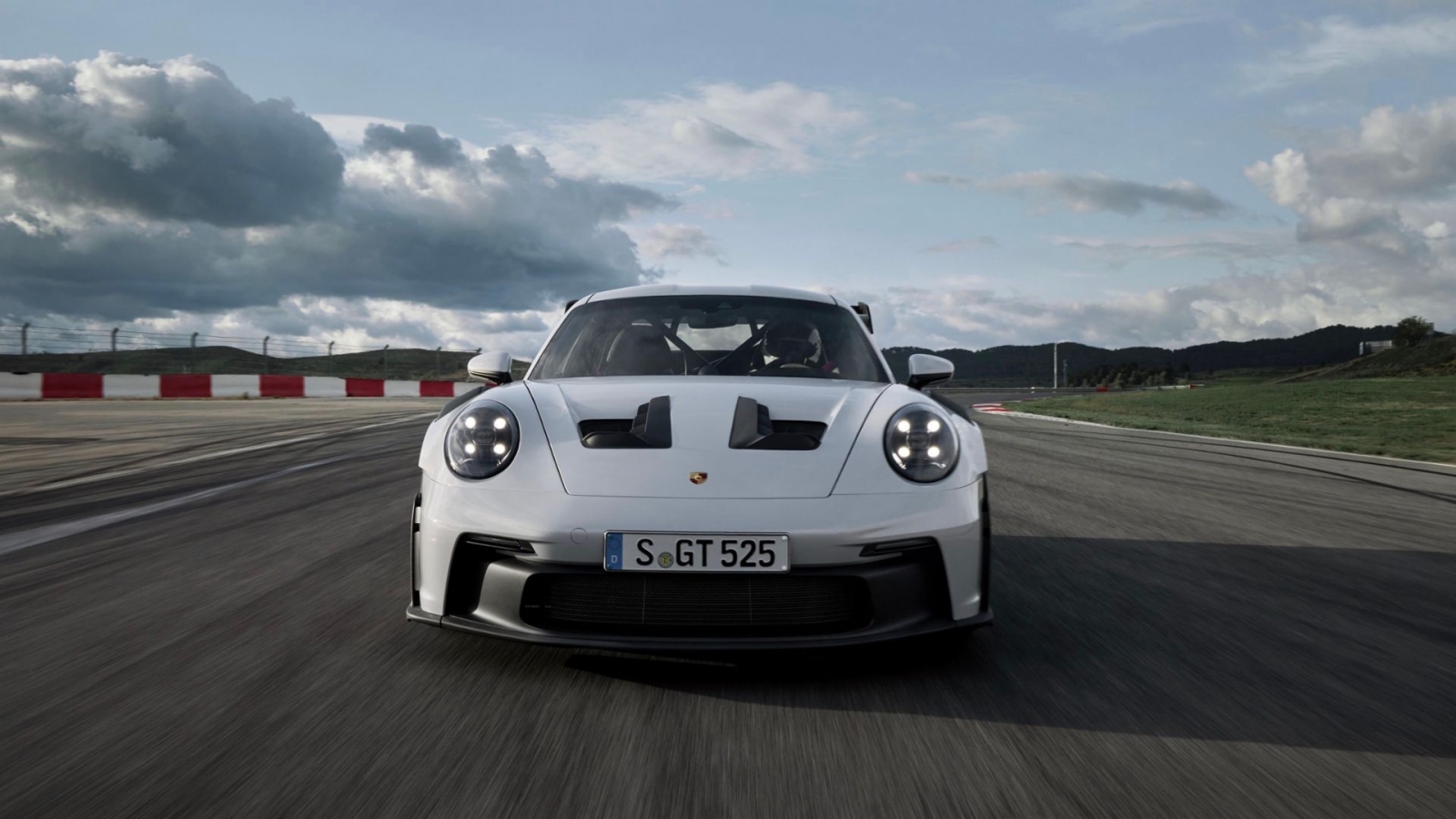 Porsche 911 GT3 RS ?>