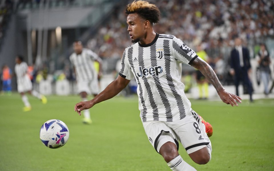 Манчестър Юнайтед се интересува от полузащитника на Ювентус Уестън Маккени,