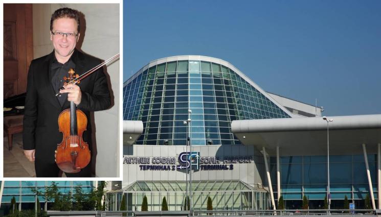 Веско Ешкенази - Топцигулар чака час и  половина багаж от самолета