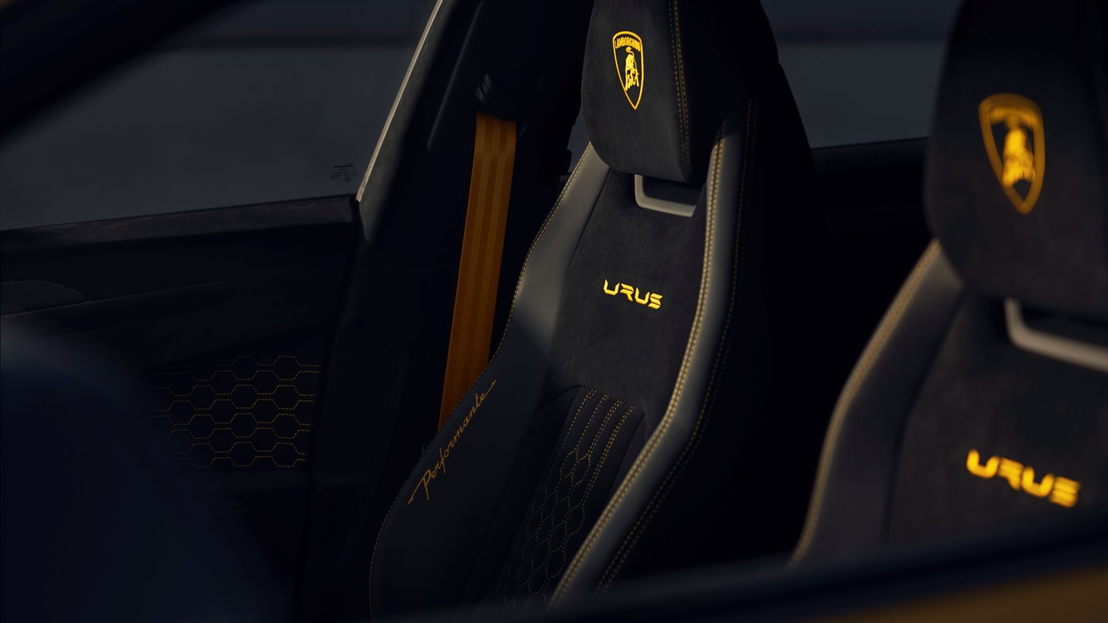 Lamborghini Urus Performante ?>