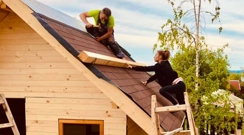 Михаела Маринова