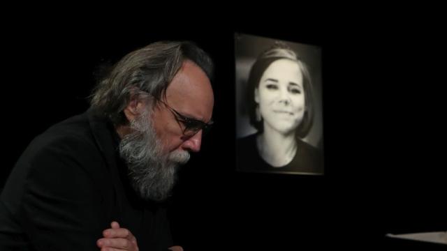 След покушението: Русия изпрати Даря Дугина в последния й път (ГАЛЕРИЯ)