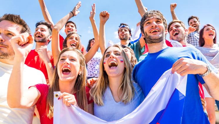 руснаци Русия - Проучване показа: Над половината руснаци не виждат полза от западната цивилизация