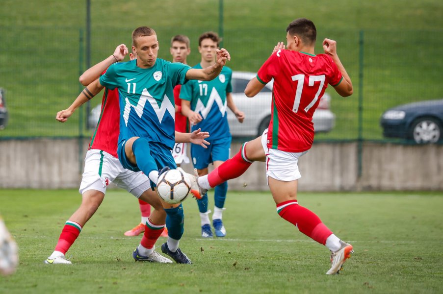 България U19 Словения U19 контрола1