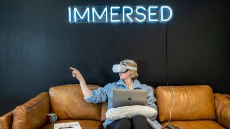 метавселена VR работа