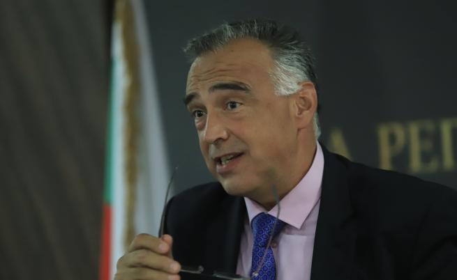 Антон Кутев: Идеята за референдум със сигурност не е съгласувана с президента