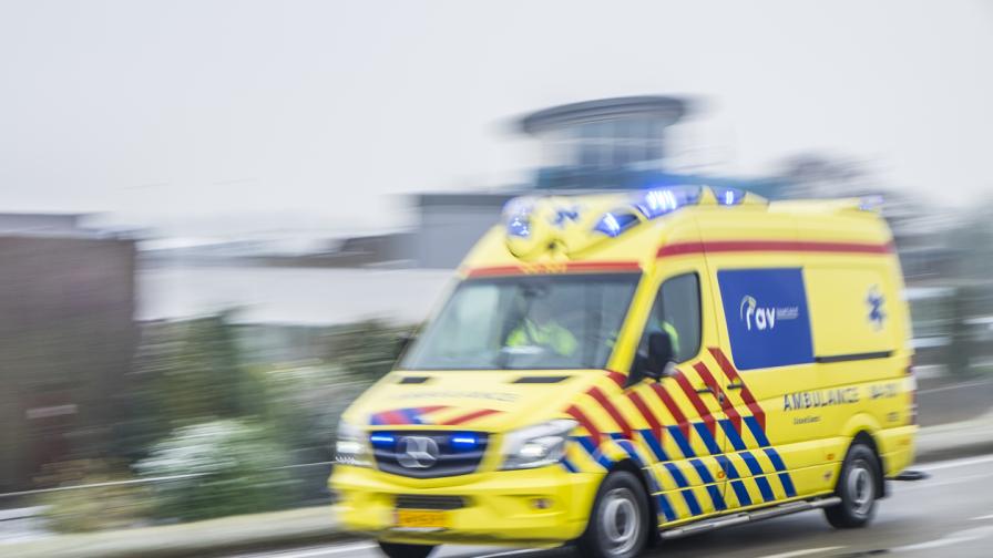 Камион излезе от пътя и се вряза в група хора в Нидерландия, има жертви