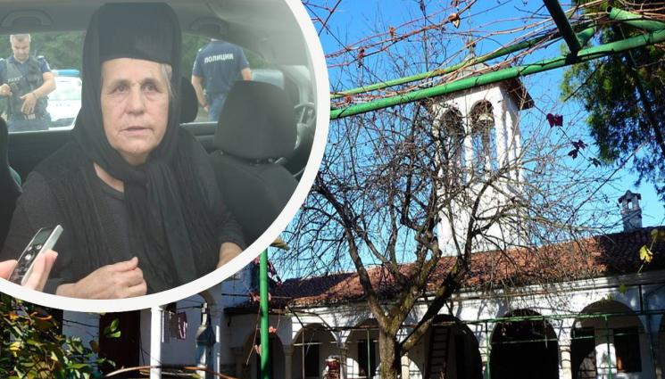 Храмове търгуват със светена вода - Общество - Телеграф