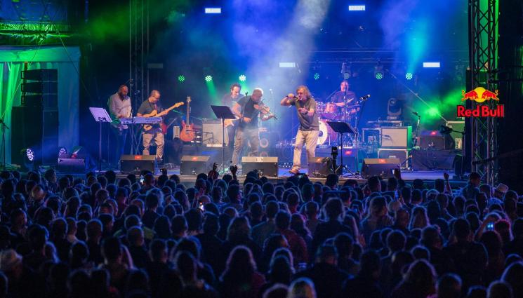 Емир Кустурица Велинград - На фестивала „Арте“: Кустурица бие сервиз във Велинград