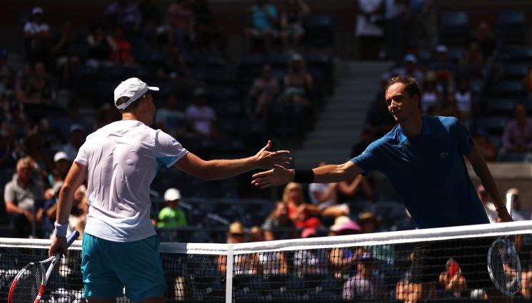 US Open - Медведев започна убедително защитата на титлата си на US Open