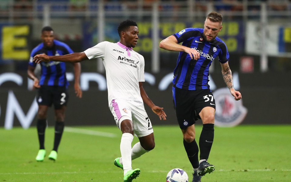 Интер се върна на победния път в Серия А. Нерадзурите
