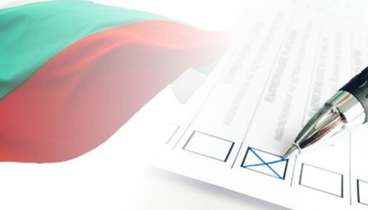 избори - ПАНАИР НА ЖРЕБИЯ: НСО изнесоха Юлиан Ангелов със сила от ЦИК (ВИДЕО+СНИМКИ)