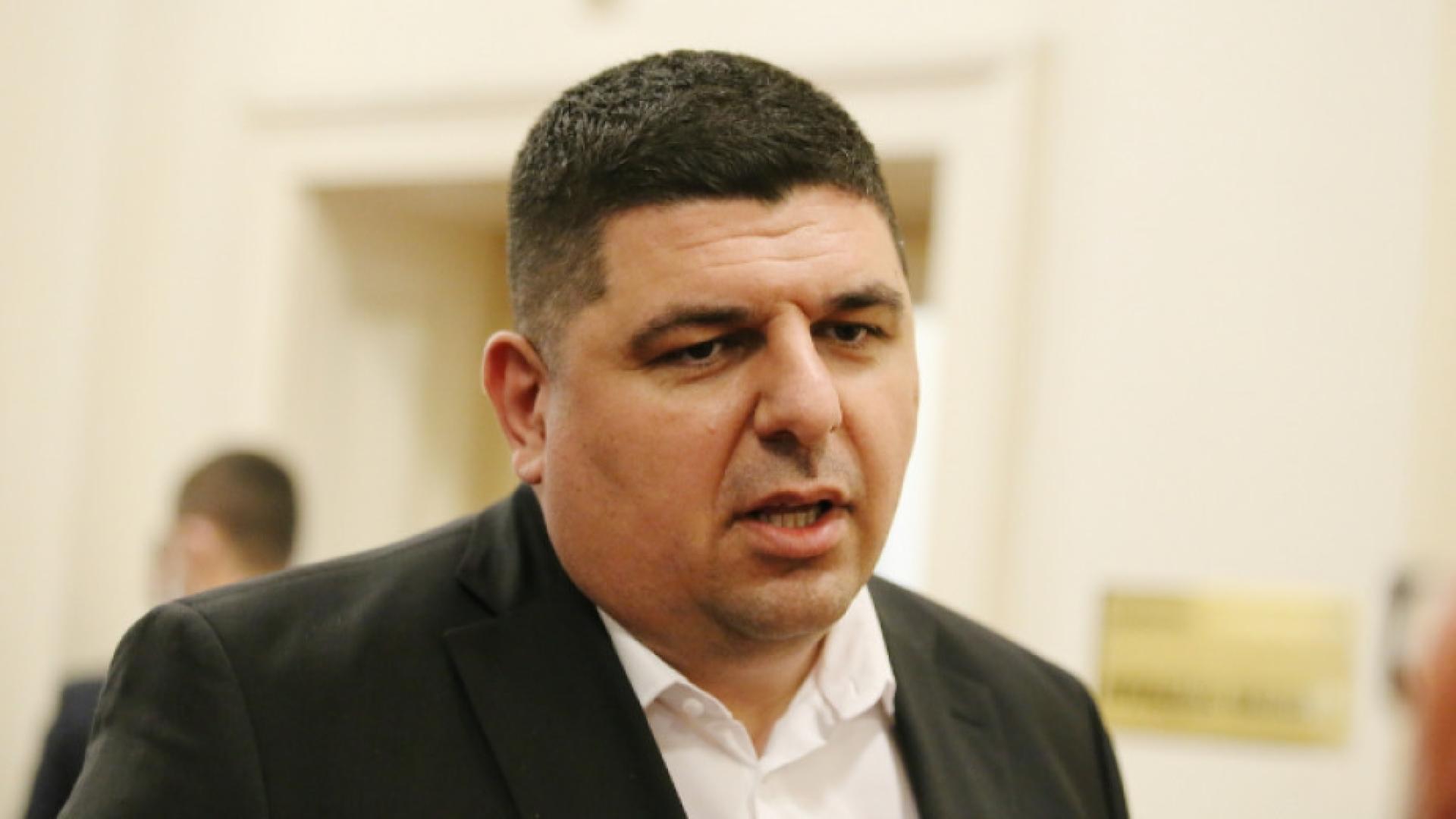Мирчев: Странно е президентът да е загрижен за корпоративния интерес на ...