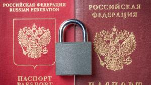 Латвийските власти спират да издават всички видове визи на руски