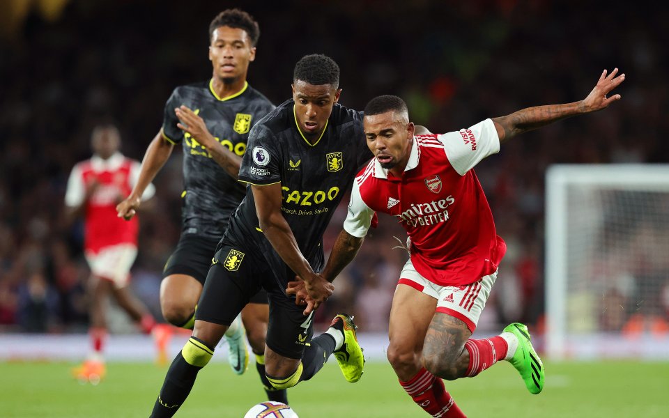 Арсенал - Астън Вила