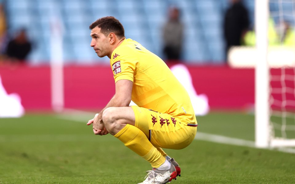 Вратарят на Астън Вила Емилиано Мартинес даде интервю за Скай