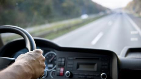 шофьор магистрала