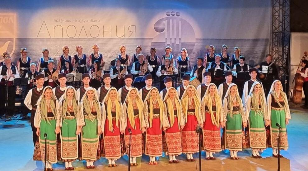 70-годишен юбилей: Ансамбъл „Филип Кутев” празнува в Созопол (СНИМКИ)