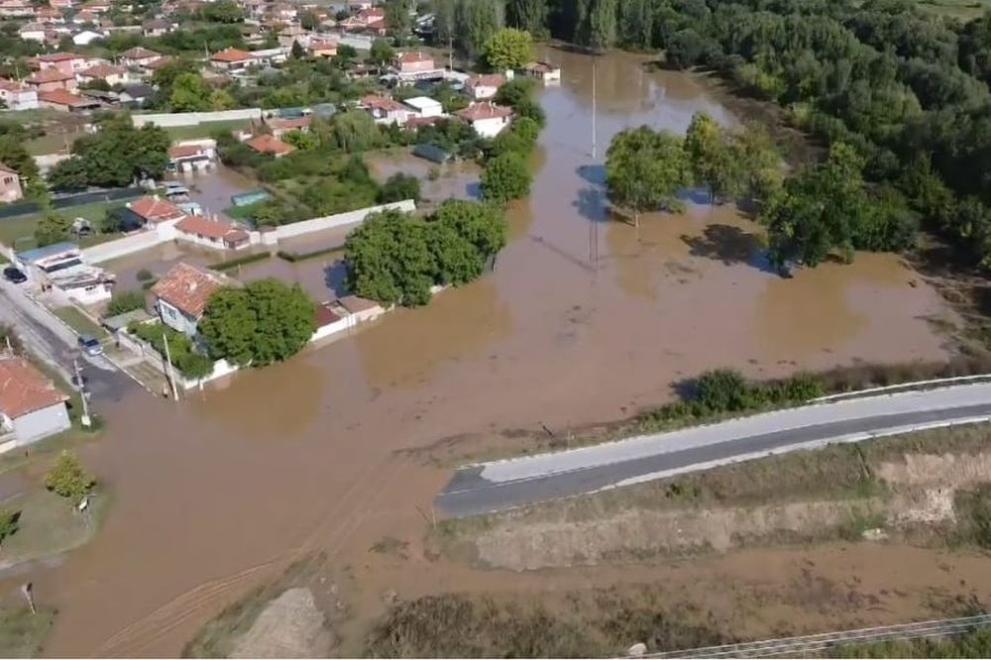 Над 600 000 лева ще получат пострадалите от наводненията жители