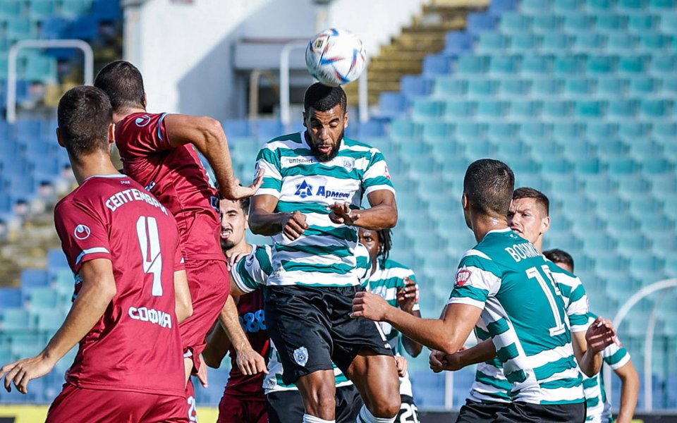 Септември София приема Черно море в мач от 9-ия кръг на efbet Лига и