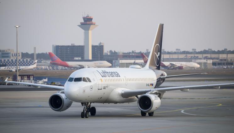 Луфтханза - СКАНДАЛНО: Германска авиокомпания отказала помощ на 12-годишно дете - 