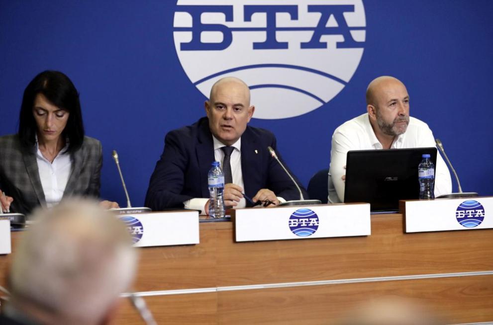  Иван Гешев Богдан Милчев институт по пътна сигурност брифинг 