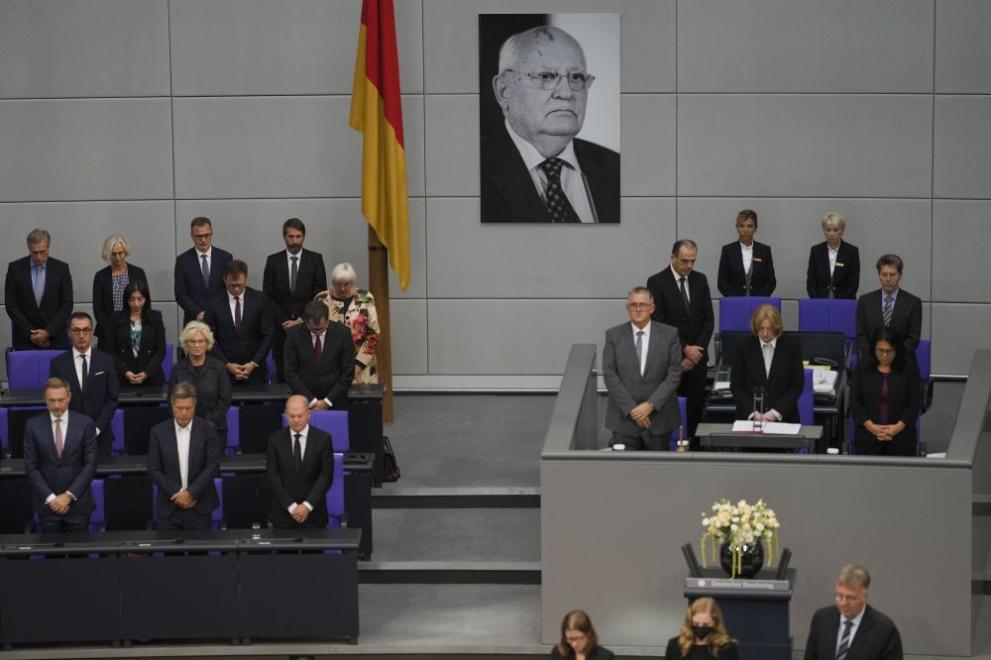 Германският парламент отдаде почит на Михаил Горбачов, като запази минута