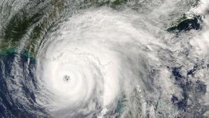 Мощният ураган Иън помете в сряда Флорида след като бурните